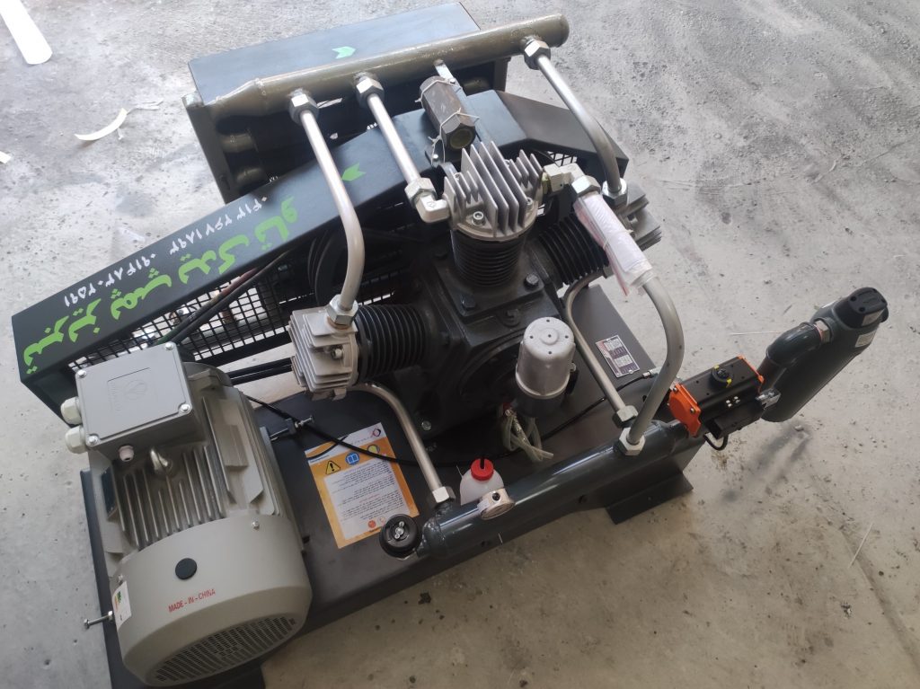 6323AF96 DAA7 44DE 8DA5 71665BC34188 1024x767 - بوستر کمپرسور و تولید هوای فشرده ۴۰ بار